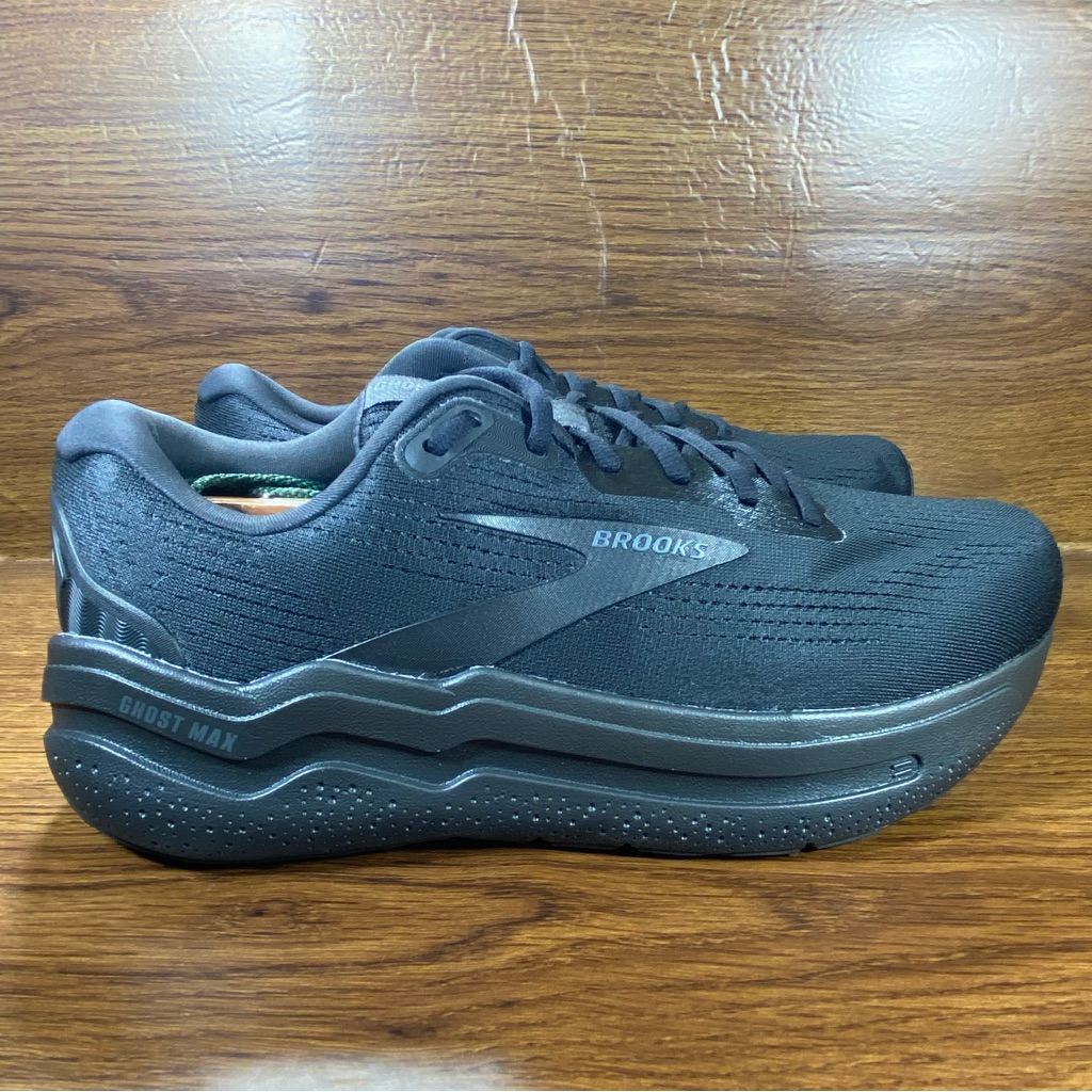Brooks Women’s Shoe Size 11.5 Black